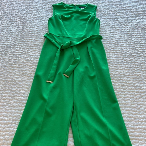 Tommy Hilfiger- Bright Green Jumpsuit with Belt - Size 2 - Picture 1 of 3
